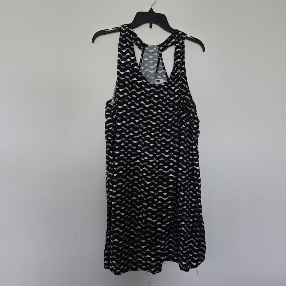 Old Navy Monochrome Geometric Dress